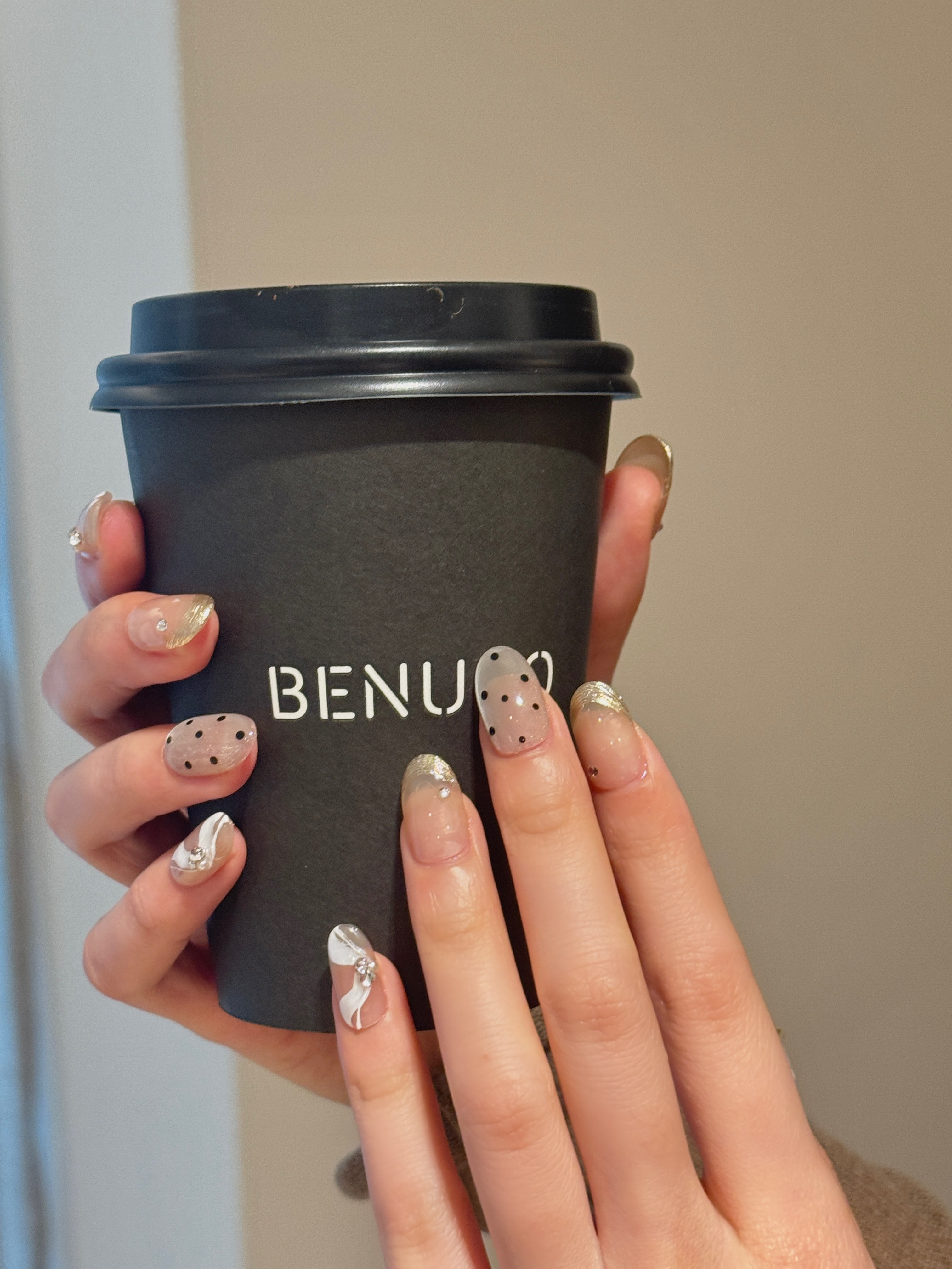 Chrome Nebula French | Polka Dot Cat-eye Press-on Nails