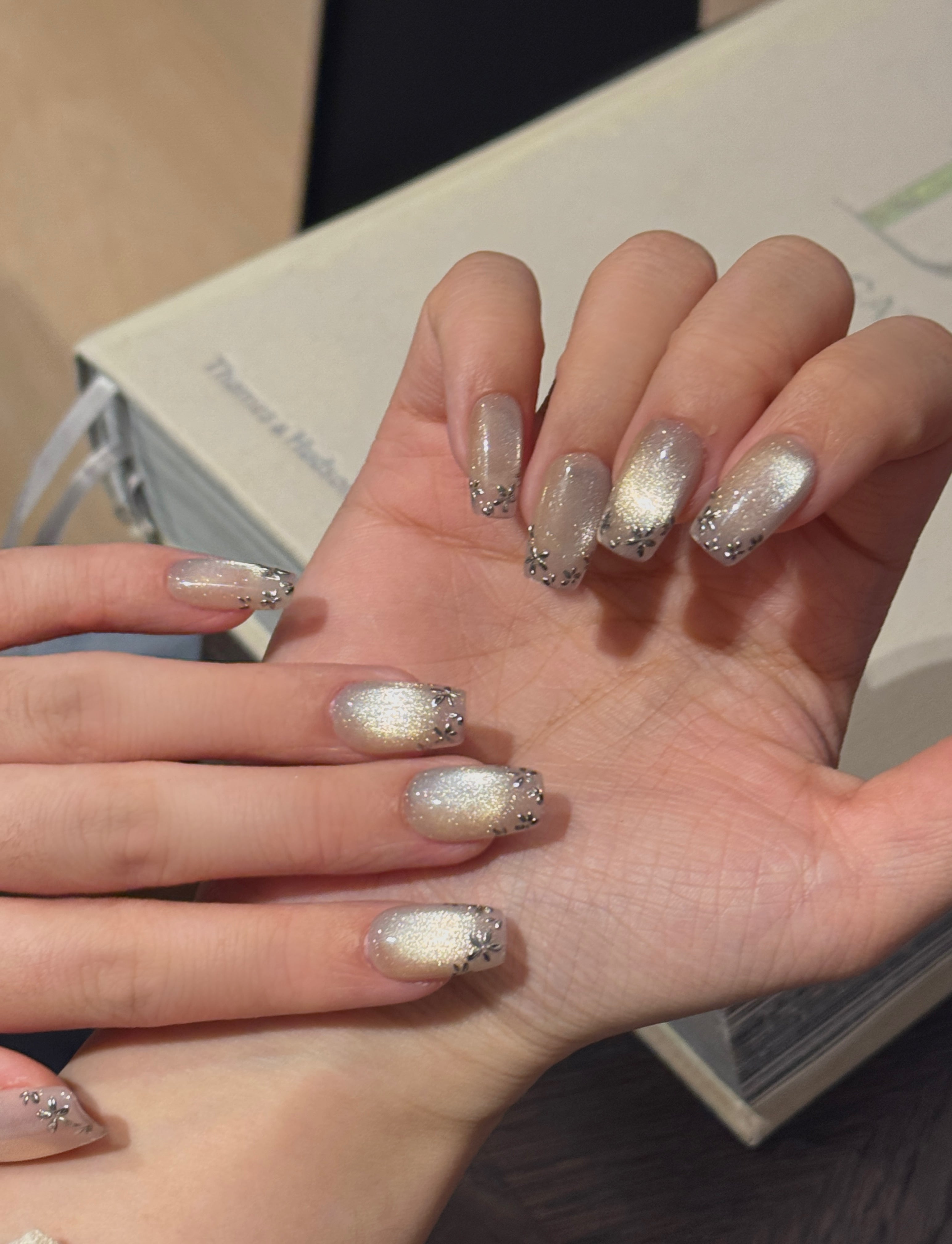Midnight Bloom | Ombre Cat-eye & Metallic Floral Nails
