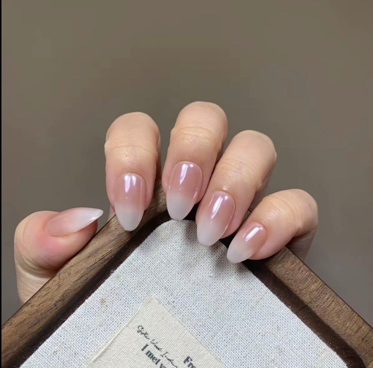 The Glazed Donut | Iconic Pearlescent Chrome Nails